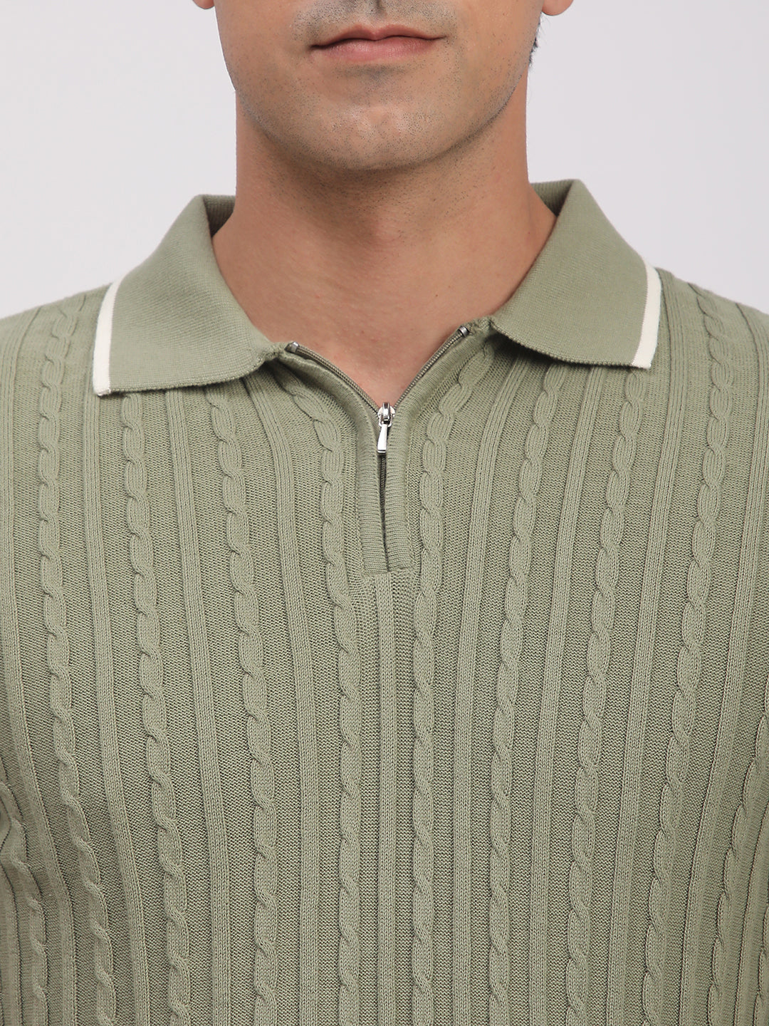 Knitted T-Shirt for Men. (Pista)