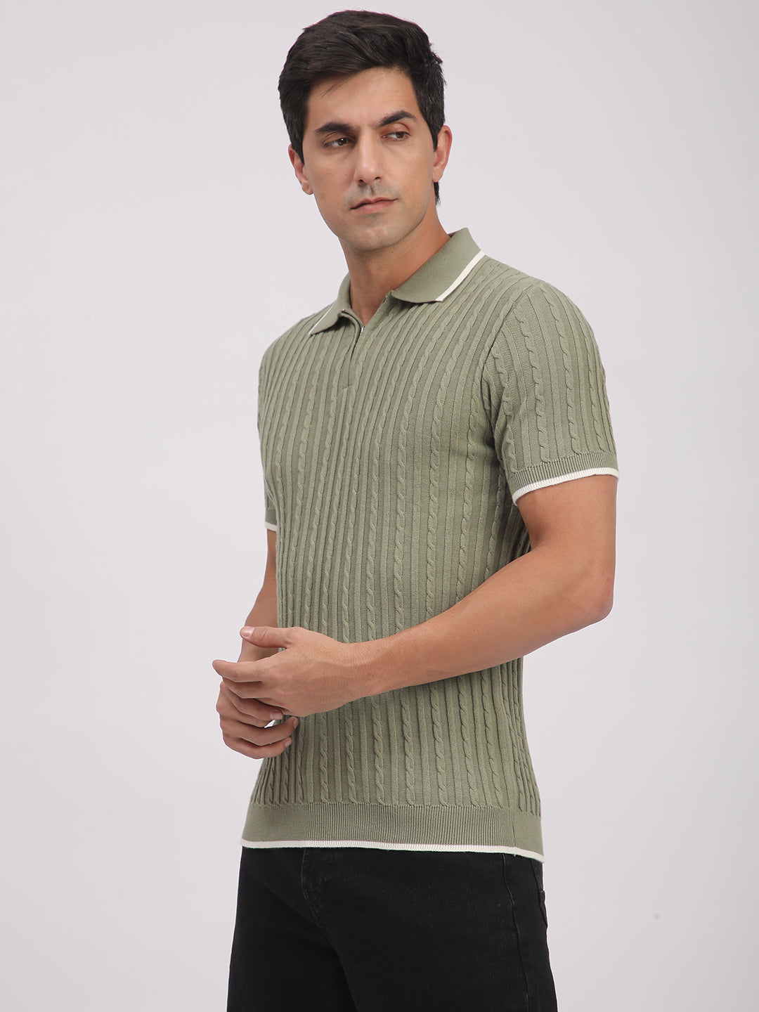 Knitted T-Shirt for Men. (Pista)