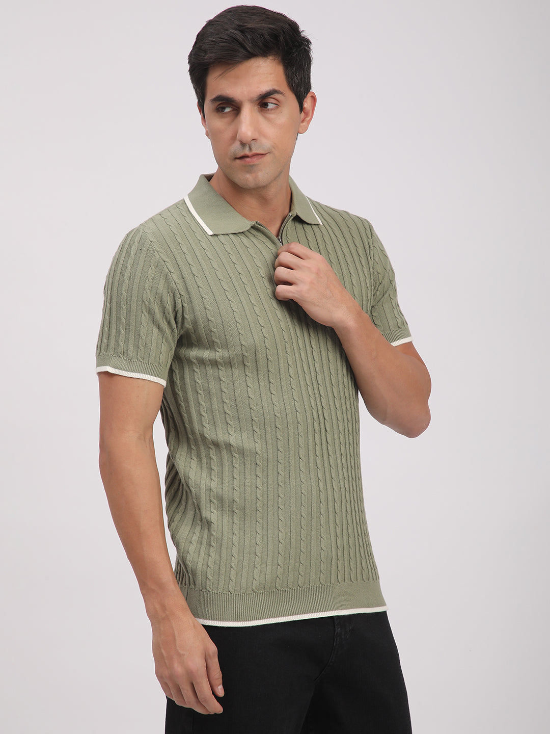 Knitted T-Shirt for Men. (Pista)