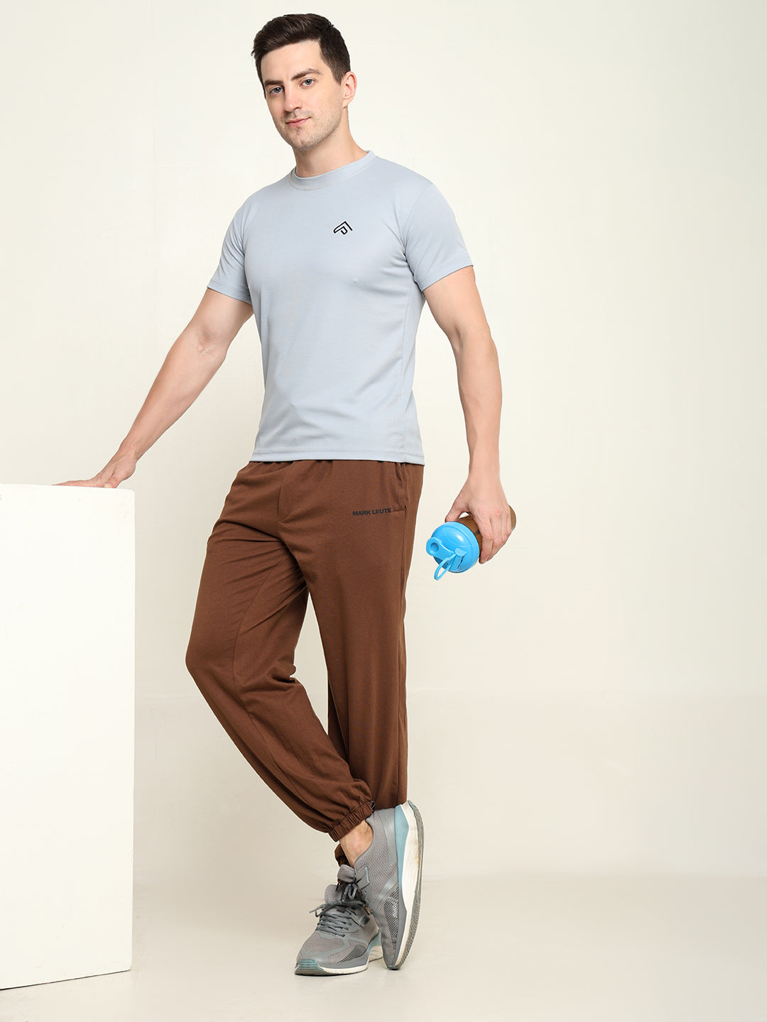 Breathable Loose Fit Cotton Track Pant for Men.(Brown)