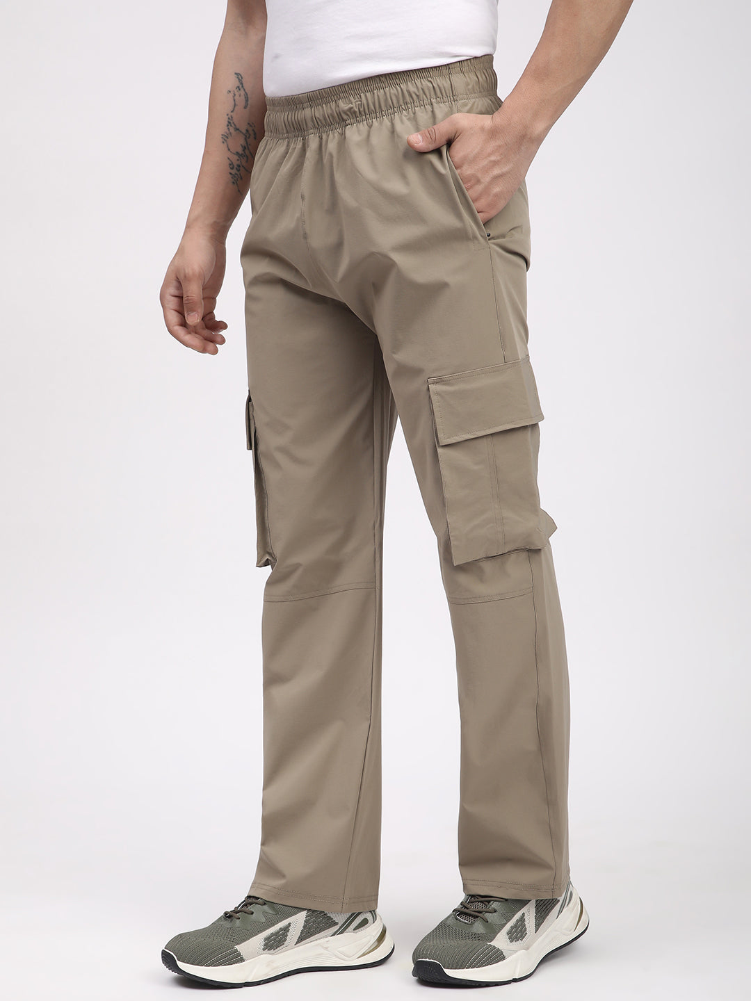 Straight Fit Cargo Pants For Men. (Khakhi)