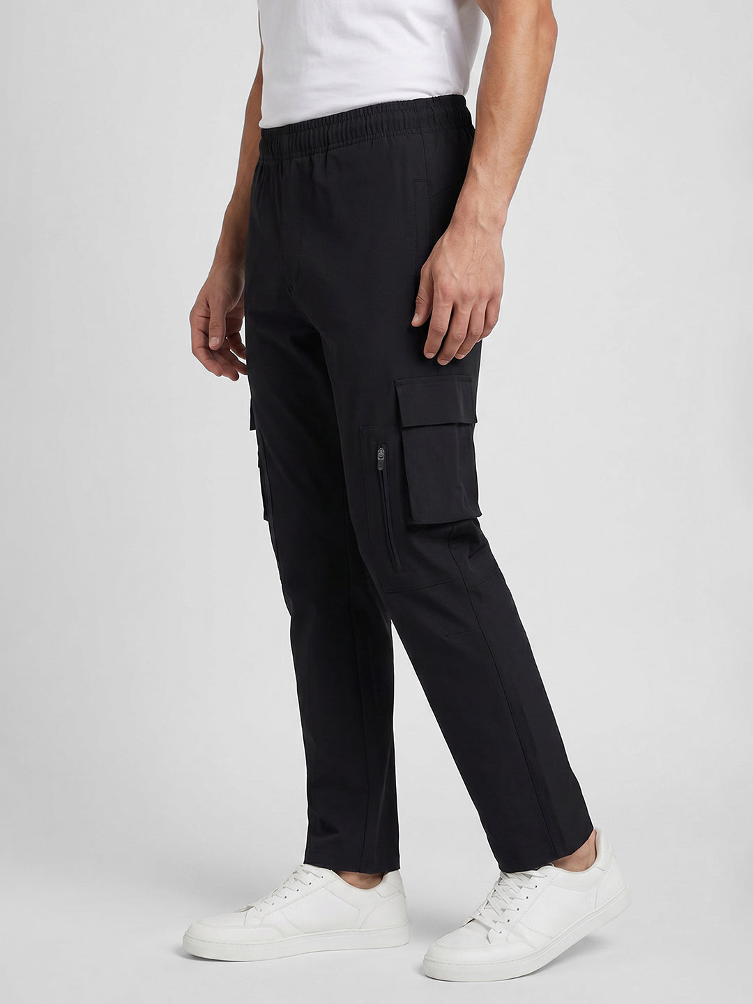 Relaxed Fit 7 Pocket Cargo Pant For Men (Black)