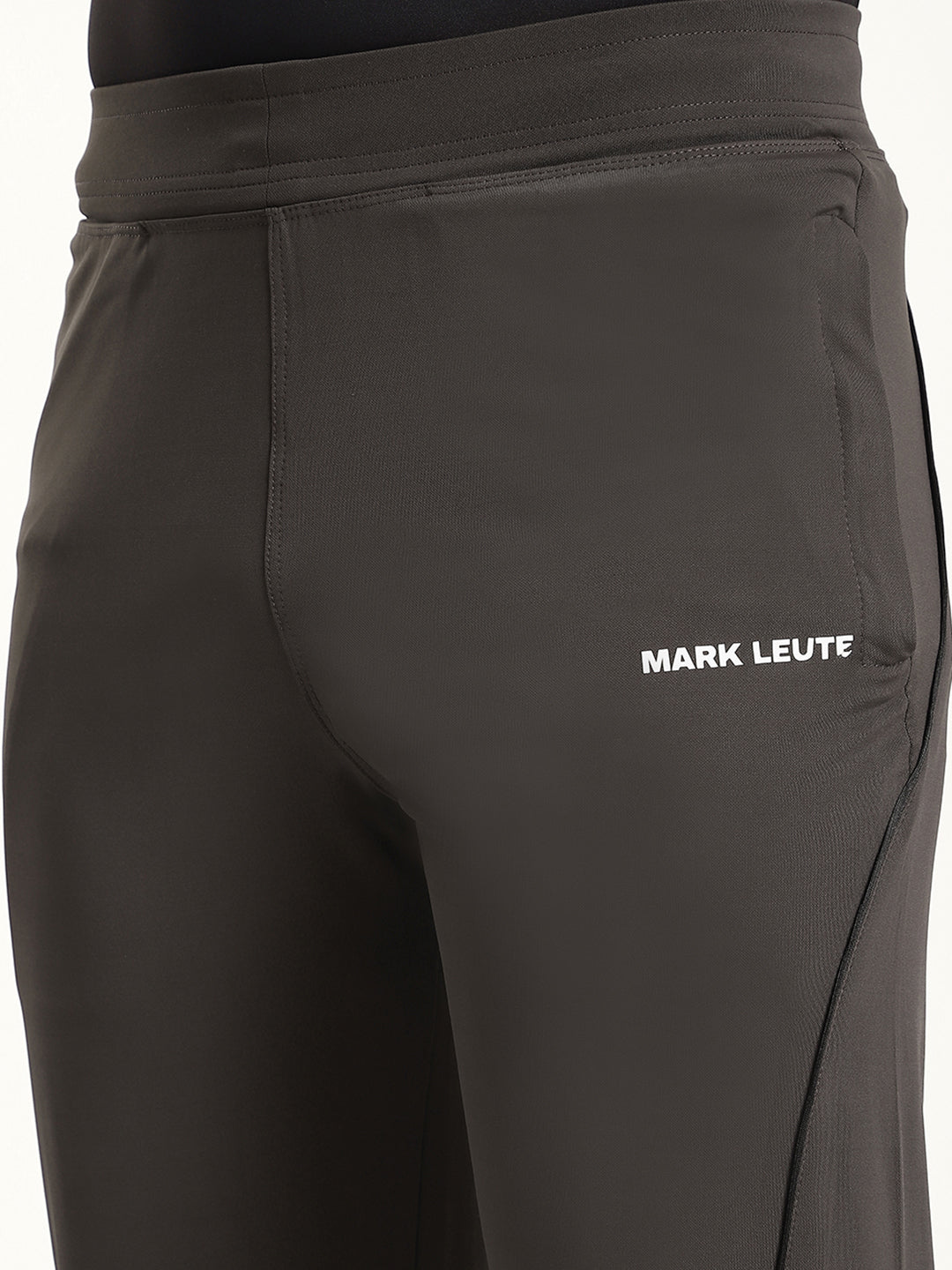 AeroFlex Rapid Dry Pants (Brown)