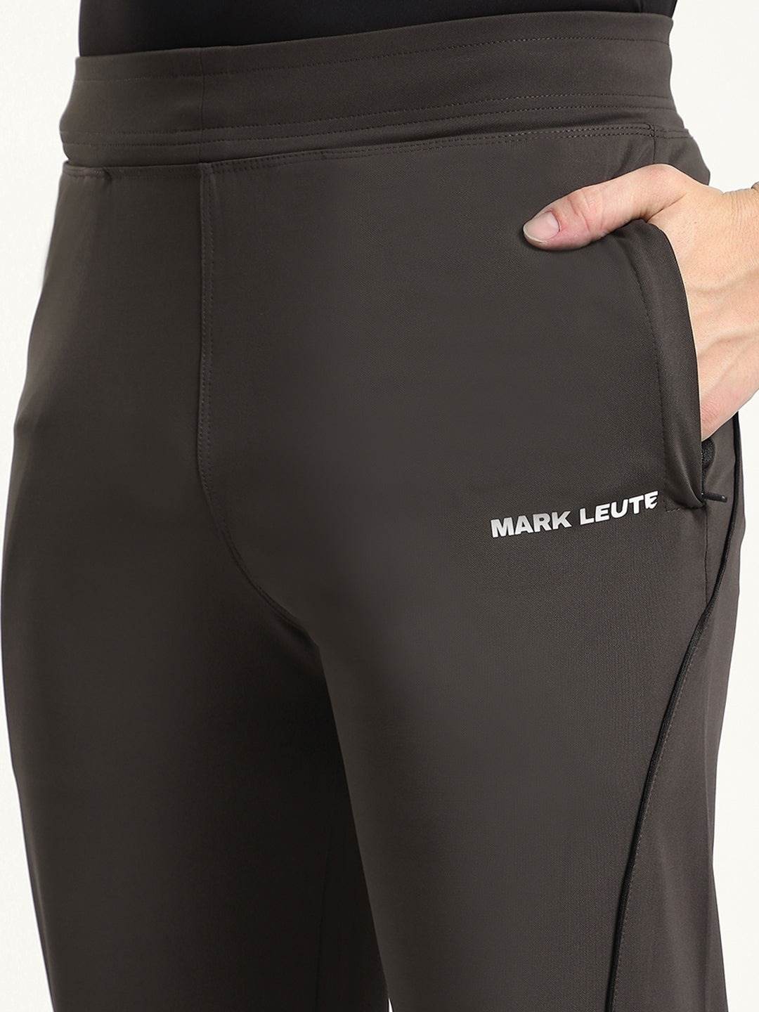 AeroFlex Rapid Dry Pants (Brown)