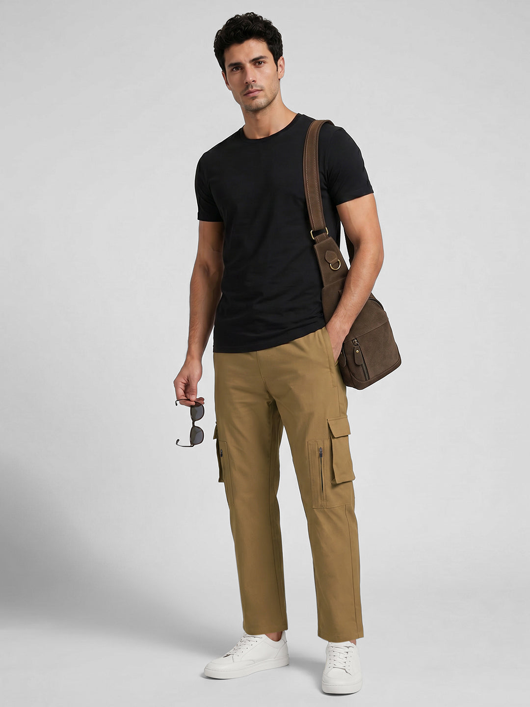 Relaxed Fit 7 Pocket Cargo Pant For Men (Camel)