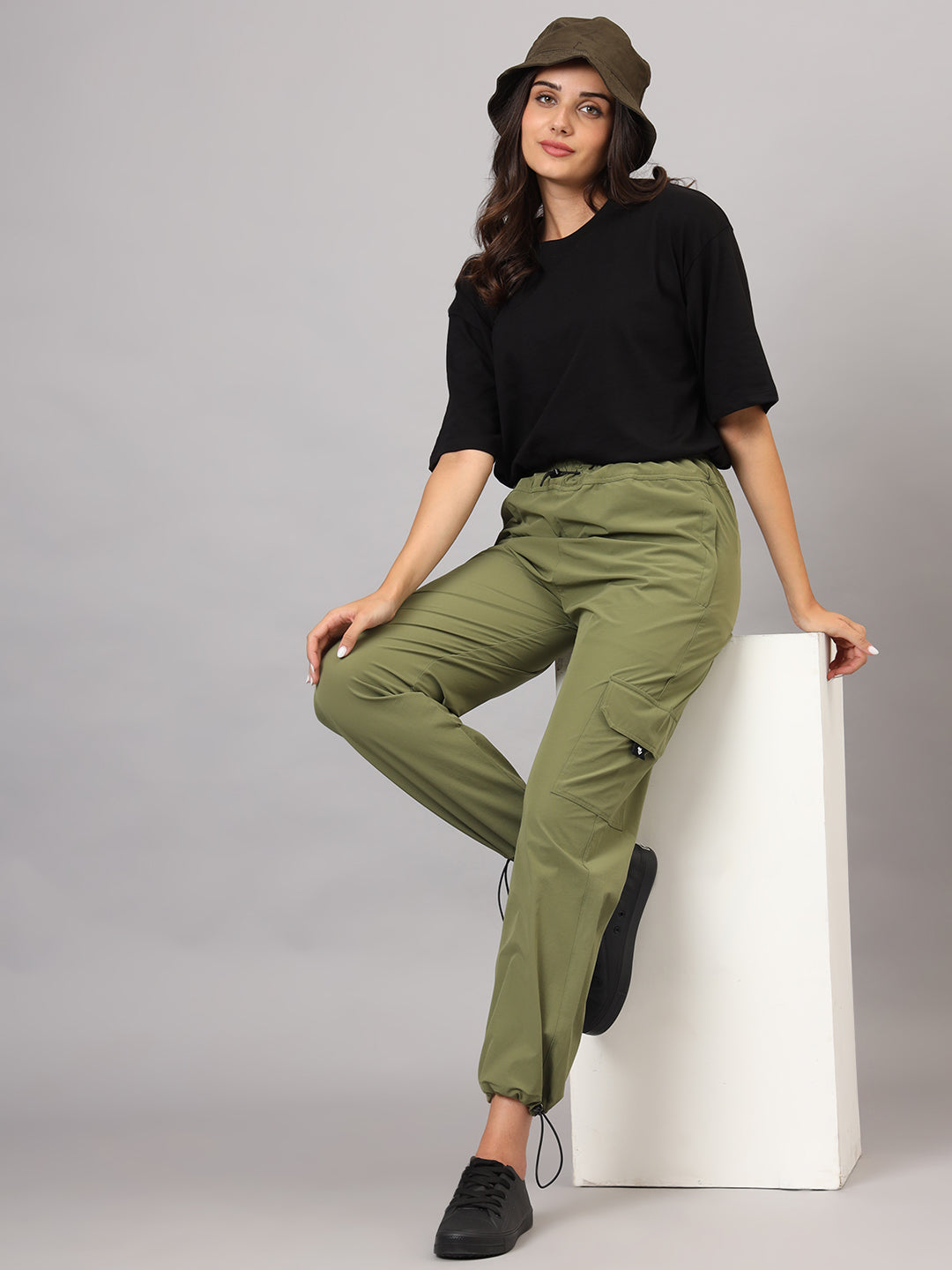 Urban Green Cargo for women