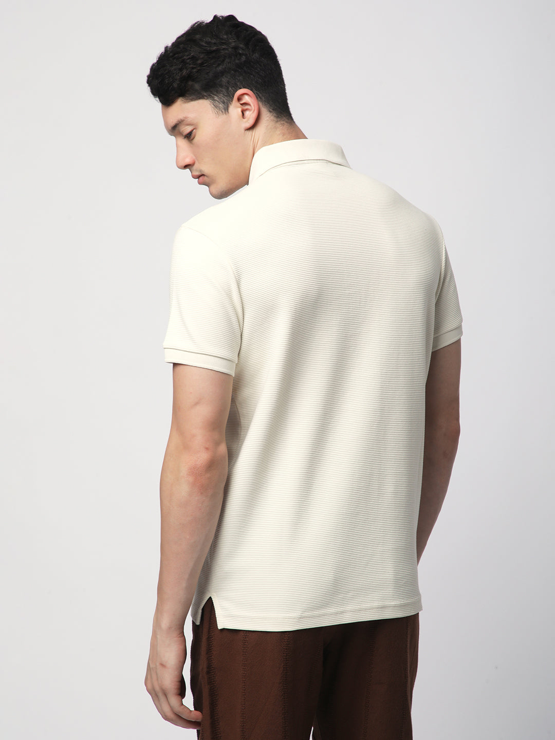 Textured Knit Polo T-shirt (OFF-WHITE)